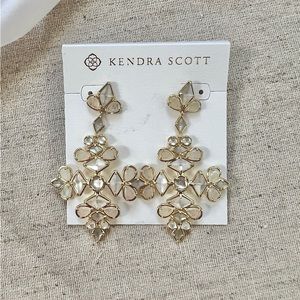 NWT Kendra Scott Kingsley Gold Statement Earrings in Ivory Mix